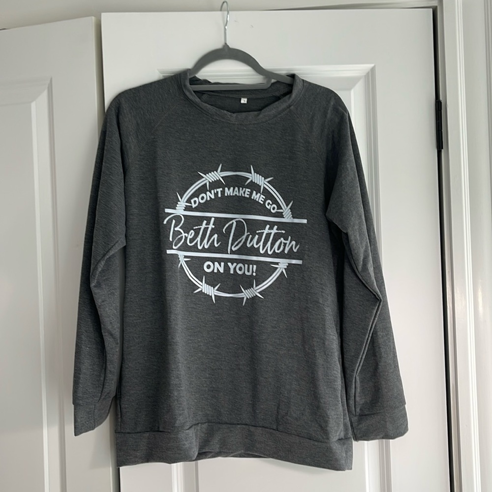 NWT. Yellowstone novelty long sleeve